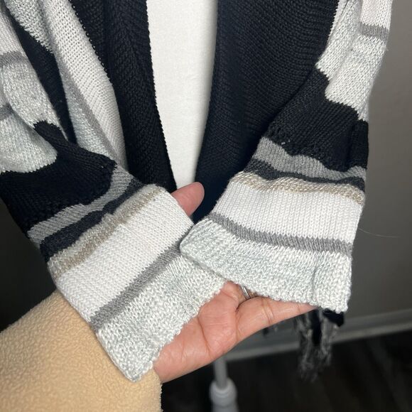 Unbranded Black & White Open Front Cascading Fringe Cardigan - One Size - Picture 4 of 10